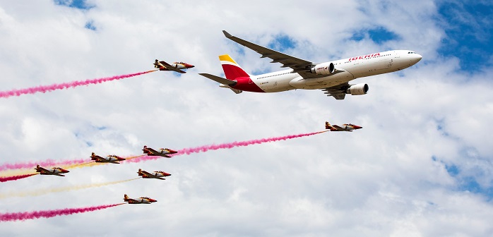 Iberia brinda por sus 90 años de historia  